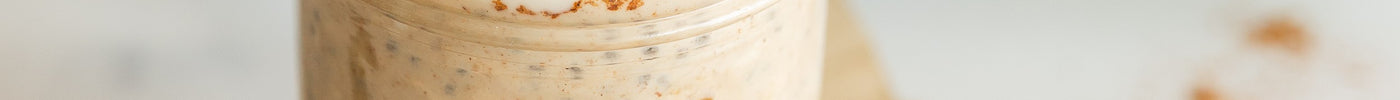cinnamon roll overnight oats with protein