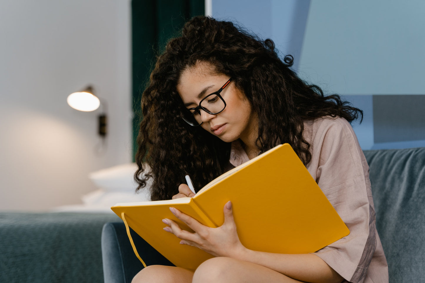 Dear Diary…How a Food Journal Helps You Lose Weight (And Keep It Off!)