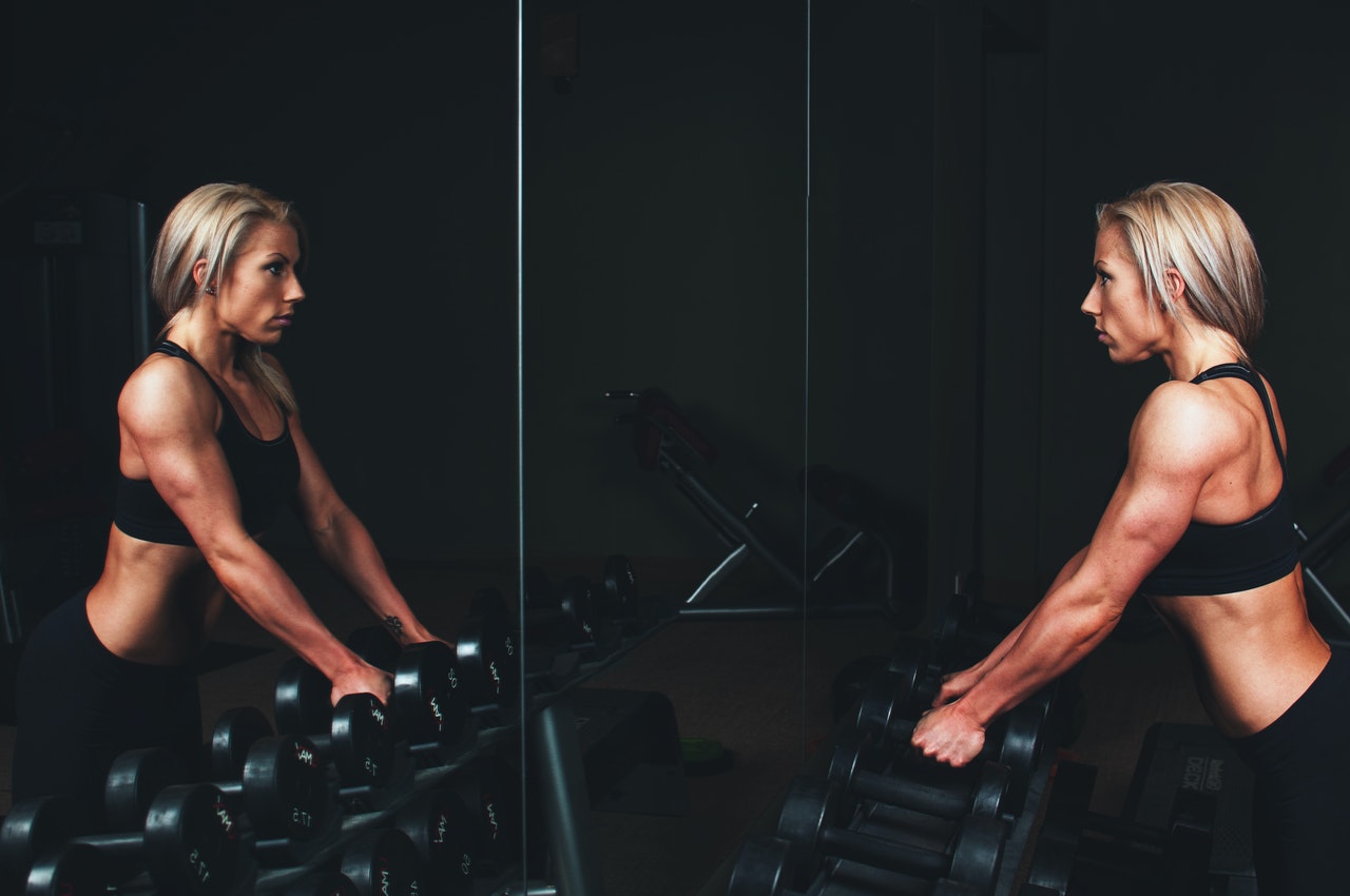 The Top 10 Benefits of Weightlifting for Women